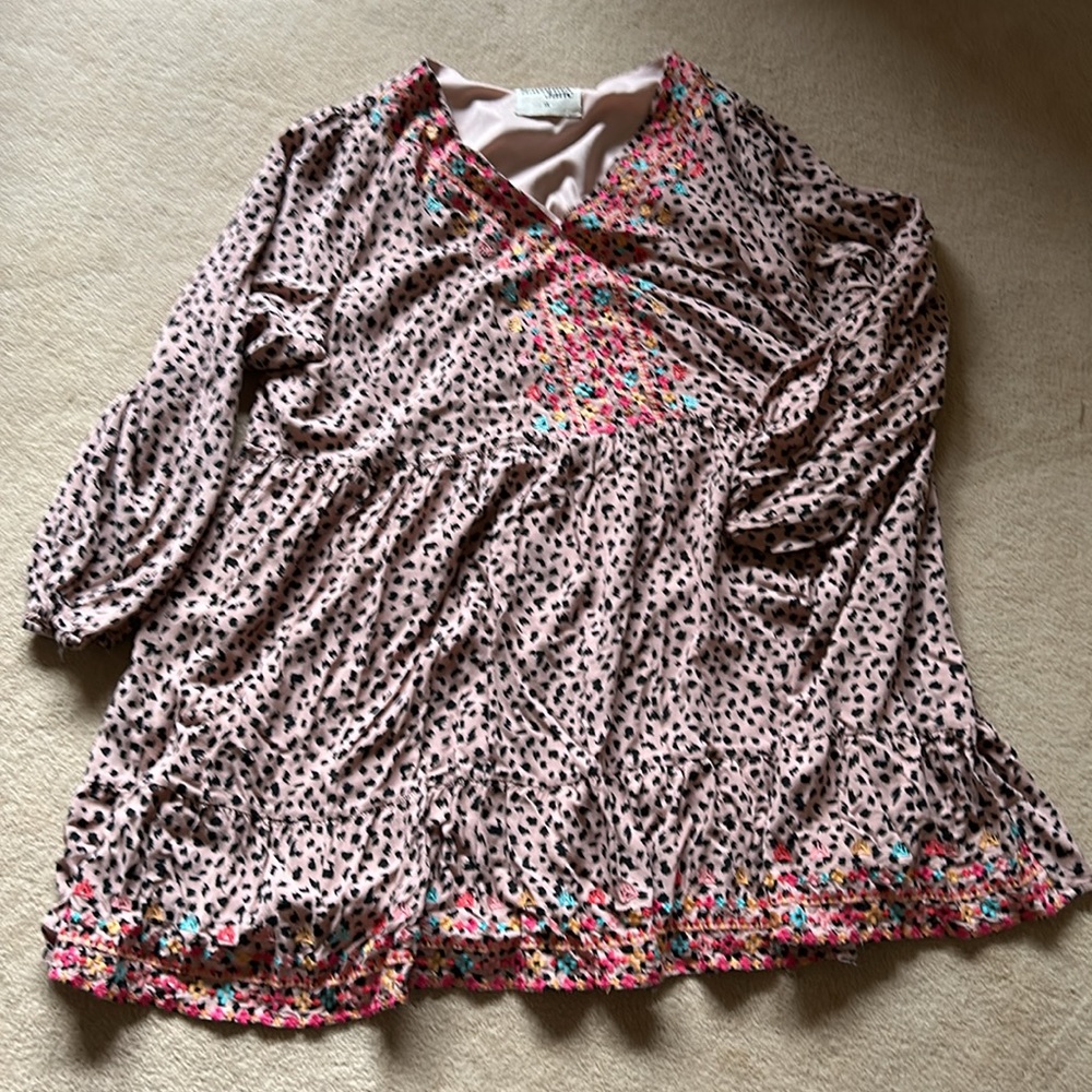 Savanna Jane dress/ tunic top.,Fully lined v-neck length 36” shoulder to hem